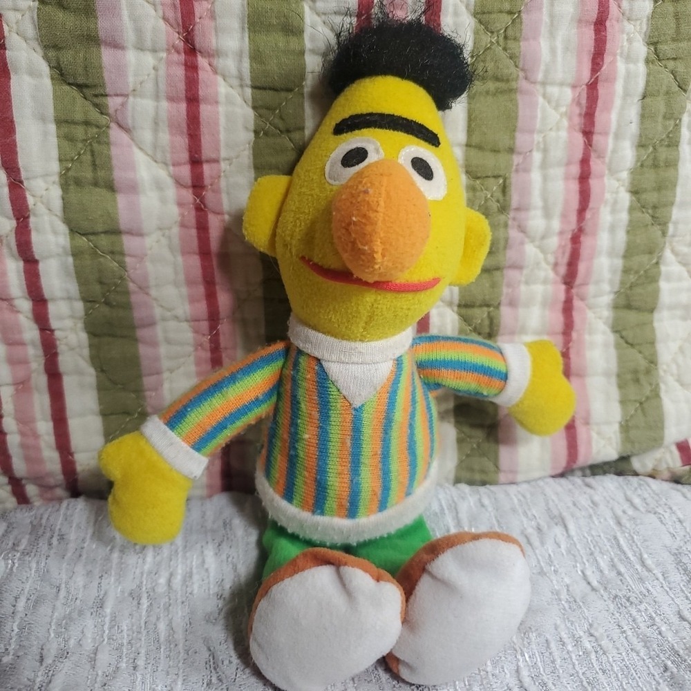 Tyco 1997 Sesame Street Bert Bean Bag Plush 9" Vintage Stuffed Toy‎ Tags
